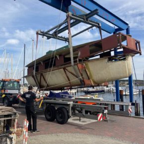 Die spannende Reise der team acht Bauform von Kiel nach Kappeln